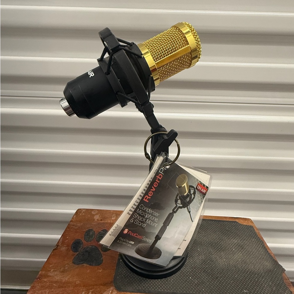 🎙️ ON AIR Reverb PRO Microphone – Open Box – NEVER Used